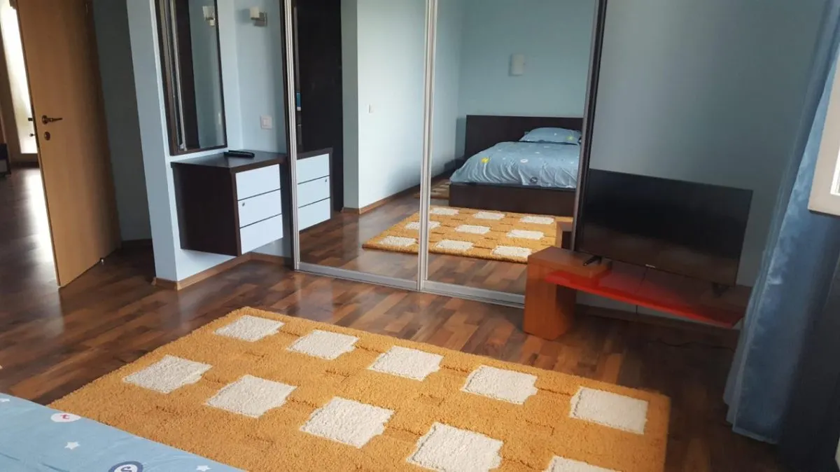 Vila  5 camere  , in Ploiesti, zona 8 Martie. - foto 18