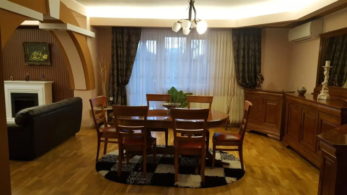 Vila  5 camere  , in Ploiesti, zona 8 Martie. - foto 6