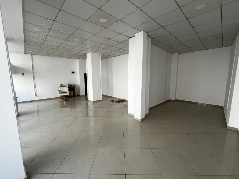 Spatiu de birouri  90mp in Ploiesti, zona Ultracentral. - foto 1