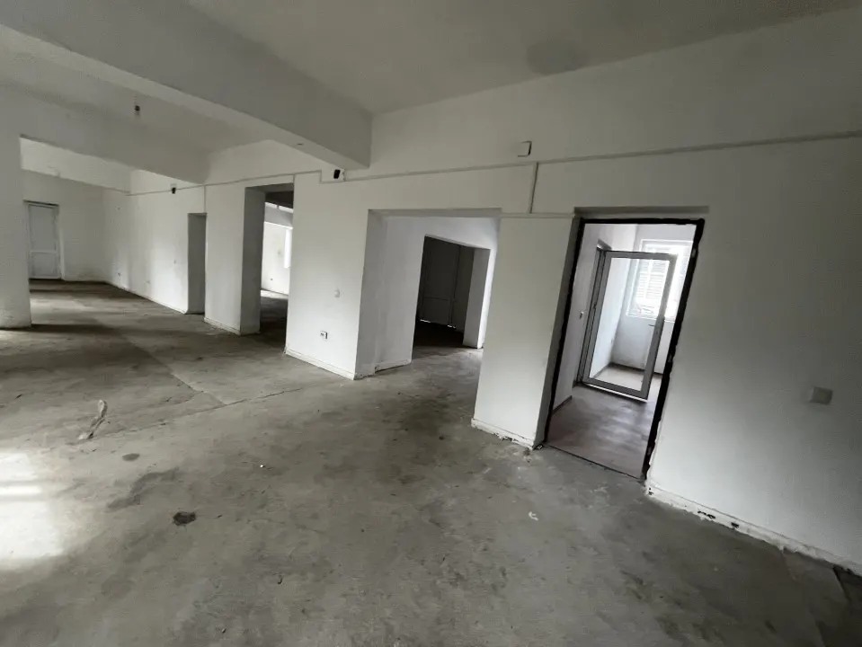 Spatiu depozitare/ productie in suprafata de 300 mp, in Ploiesti. - foto 12