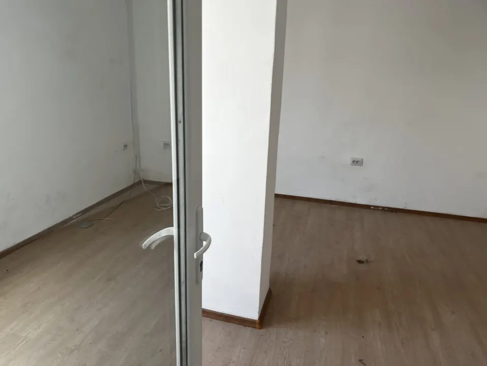 Spatiu depozitare/ productie in suprafata de 300 mp, in Ploiesti. - foto 4
