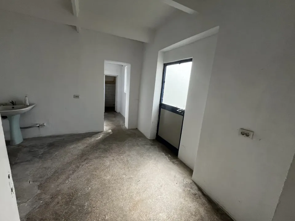 Spatiu depozitare/ productie in suprafata de 300 mp, in Ploiesti. - foto 7