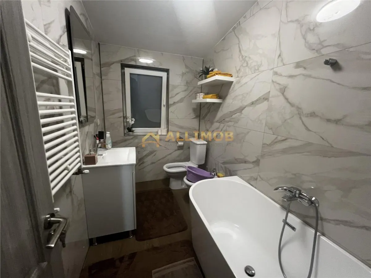 COMISON 0%  Vila 5 camere in Bucov. - foto 24