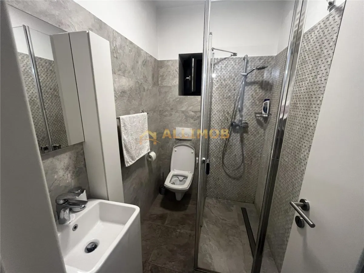 Apartament 3 camere in bloc nou, zona Ultracentrala. - foto 16