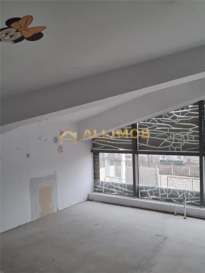 Hala de vânzare în Ploiesti â€“ Zona Bariera Bucuresti - foto 3