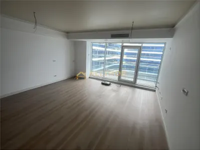 Studio dublu cu vedere la mare, etaj 8 â€“ White Titanic, Mamaia Nord, mobilat complet - Mamaia-Sat