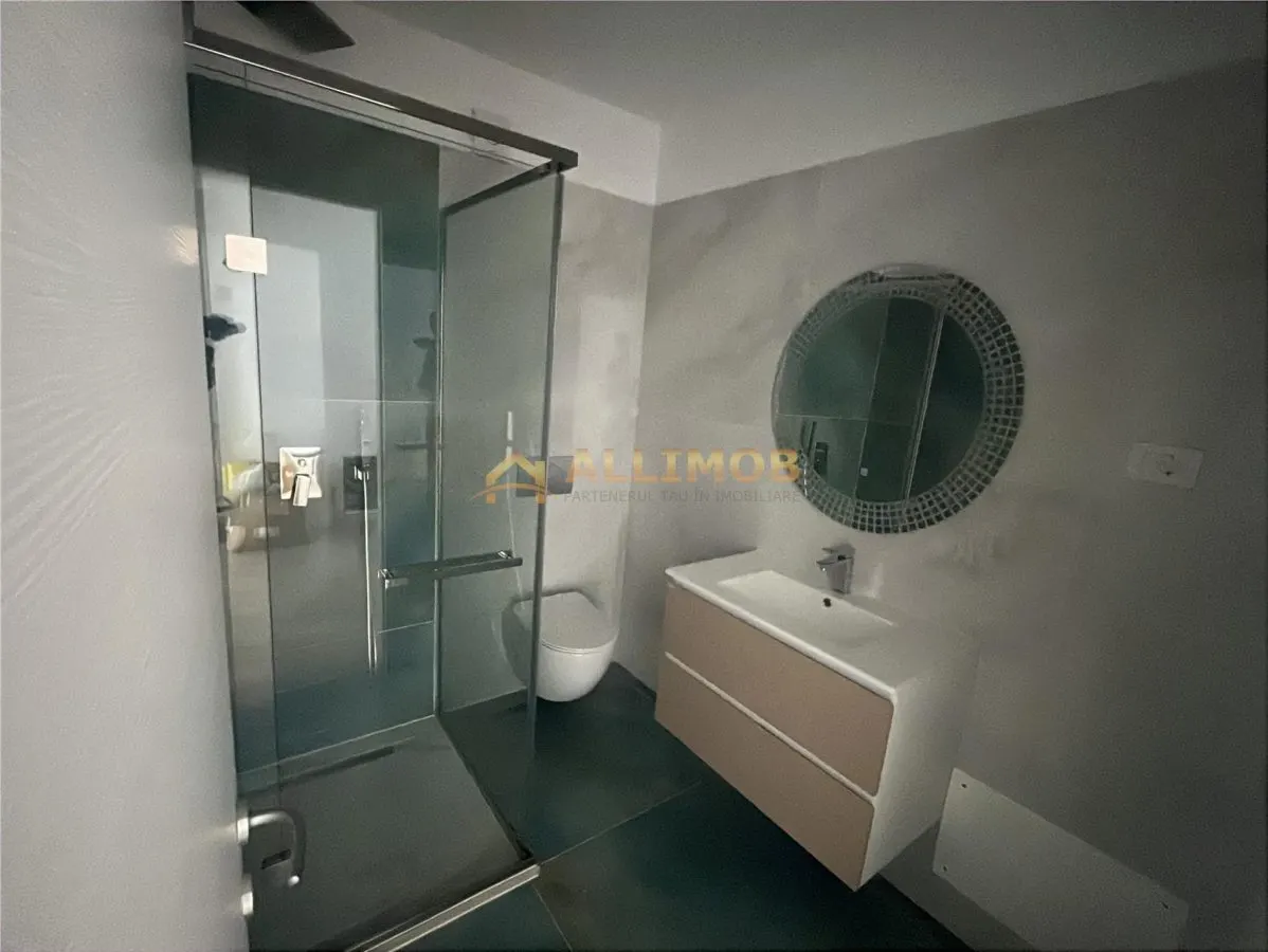 Studio dublu cu vedere la mare, etaj 8 â€“ White Titanic, Mamaia Nord, mobilat complet - foto 11