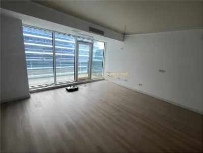 Studio dublu cu vedere la mare, etaj 8 â€“ White Titanic, Mamaia Nord, mobilat complet - foto 8