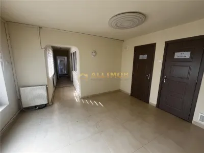 Oferta unicaâ€“ spatiu cabinete si clinici, 180 mp, parter + etaj, renovat complet - foto 4