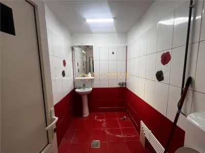 Oferta unicaâ€“ spatiu cabinete si clinici, 180 mp, parter + etaj, renovat complet - foto 10