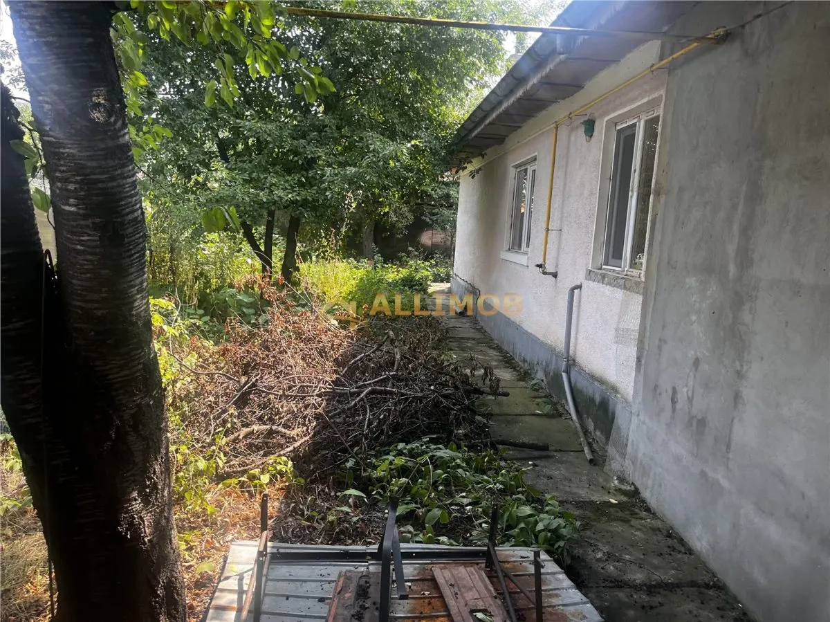 Casa cu 4 camere in zona Tabaci, Valenii de Munte -  teren 1000 mp. - foto 12