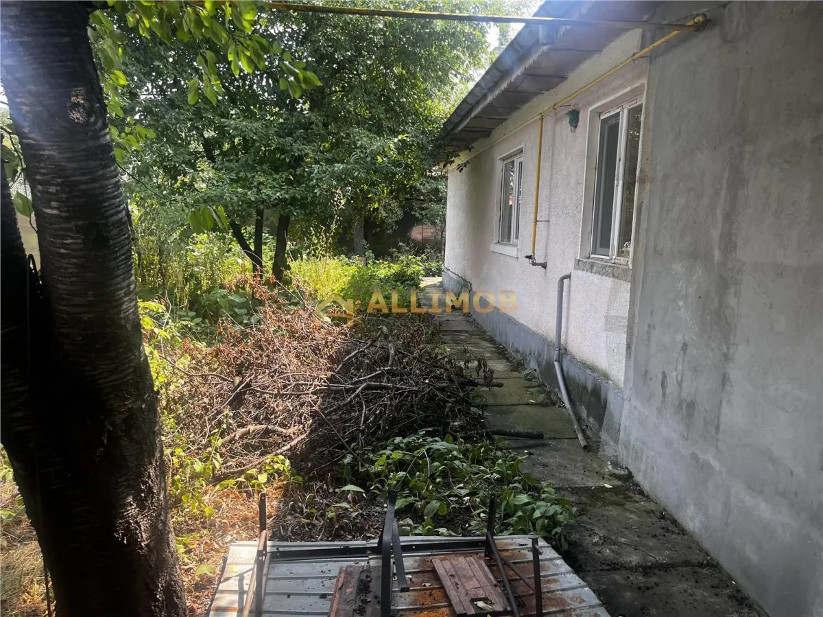 Casa cu 4 camere in zona Tabaci, Valenii de Munte -  teren 1000 mp. - foto 13