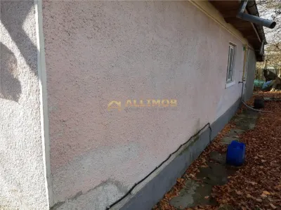 Casa cu 4 camere in zona Tabaci, Valenii de Munte -  teren 1000 mp. - foto 4