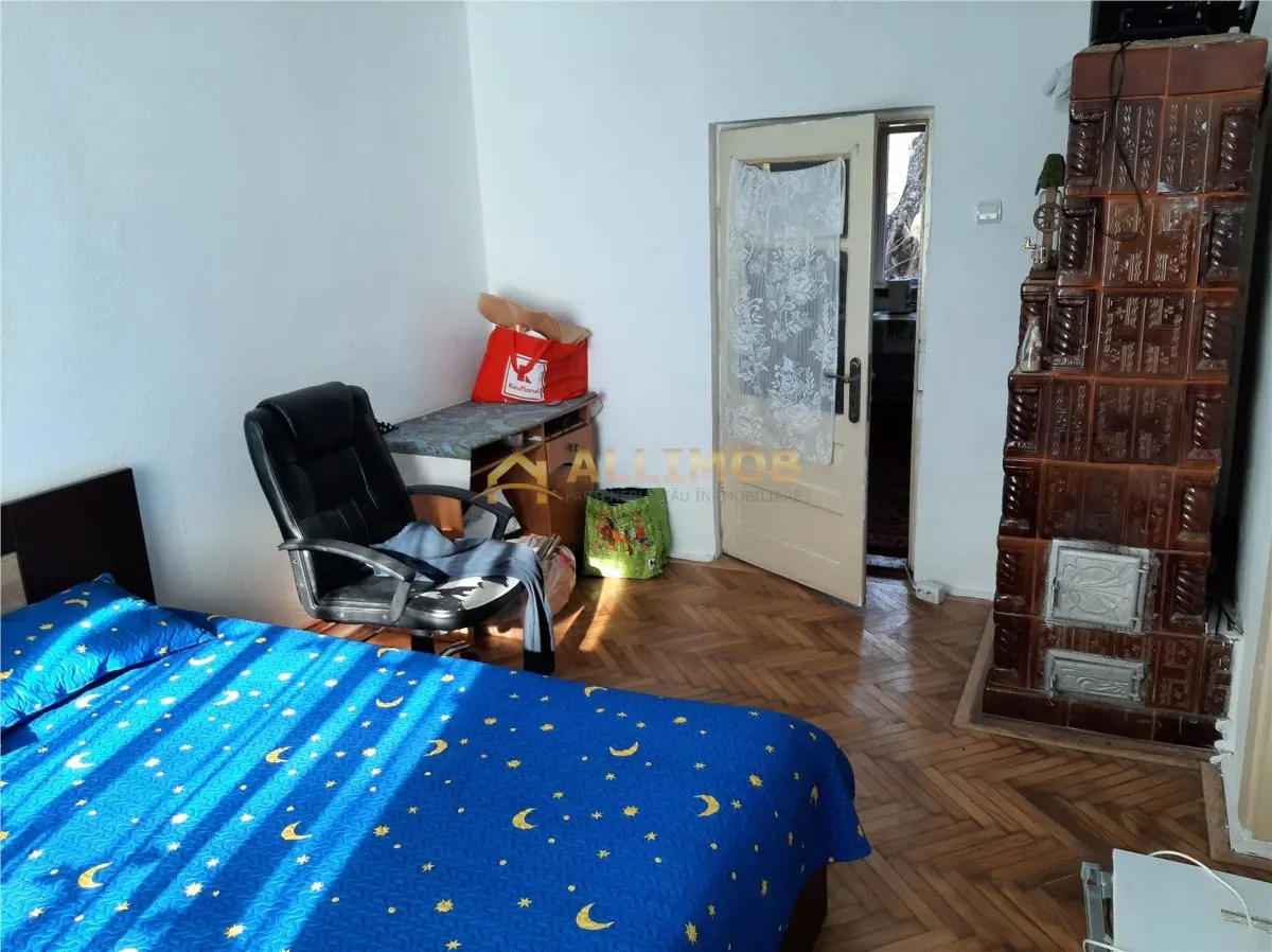 Casa cu 4 camere in zona Tabaci, Valenii de Munte -  teren 1000 mp. - foto 7