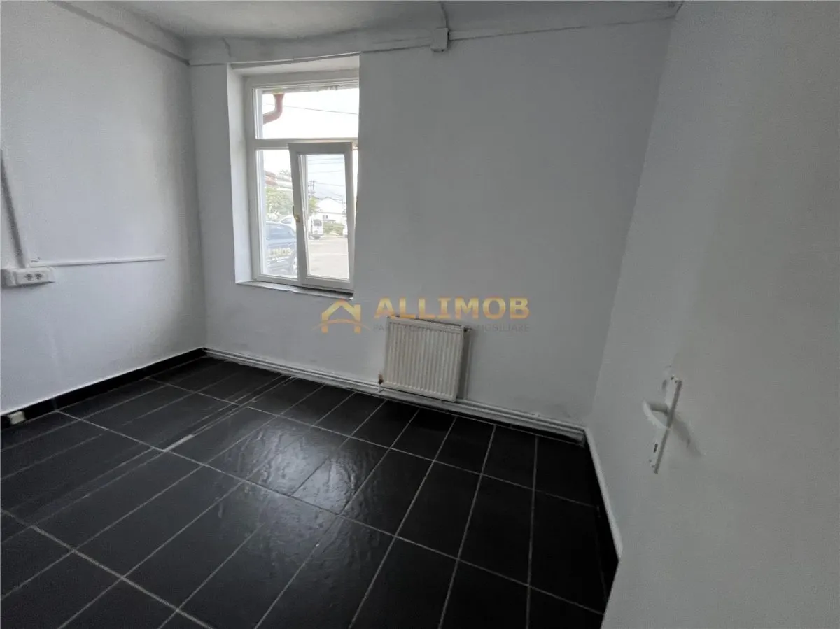 Spatiu de depozitare/productie de închiriat â€“ 80 mp, Ploiesti. - foto 11