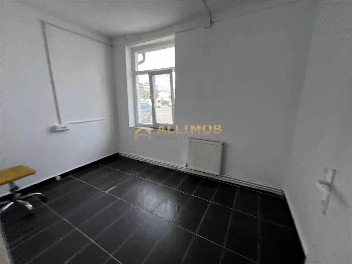 Spatiu de depozitare/productie de închiriat â€“ 80 mp, Ploiesti. - foto 12