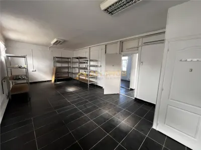 Spatiu de depozitare/productie de închiriat â€“ 80 mp, Ploiesti. - foto 4