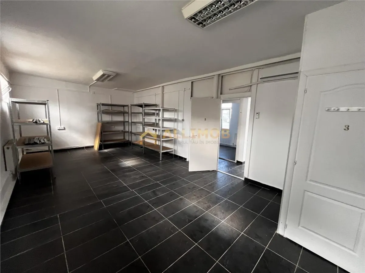 Spatiu de depozitare/productie de închiriat â€“ 80 mp, Ploiesti. - foto 4