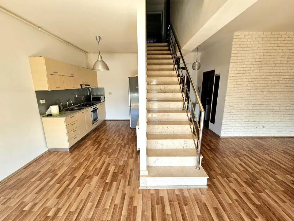 Apartament de inchiriat in Otopeni, zona Fermei. - foto 6