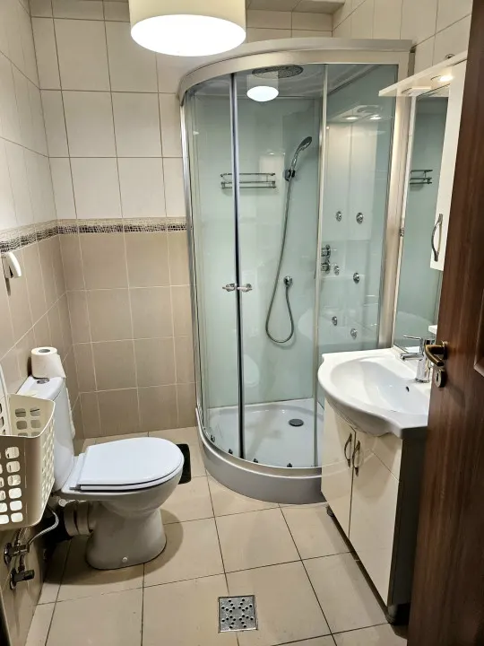 Apartament de inchiriat in Otopeni, zona Fermei. - foto 10