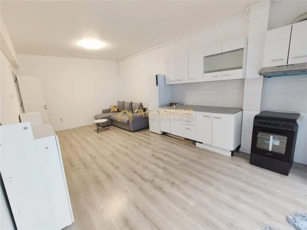Apartament 3 camere Ploiești - poza 2