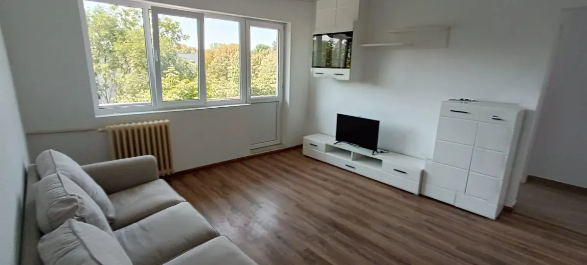 Apartament 3 camere in Ploiesti, zona Nord. - foto 11