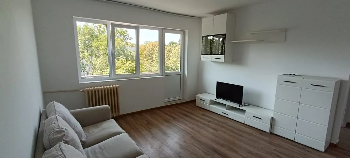 Apartament 3 camere in Ploiesti, zona Nord. - foto 14