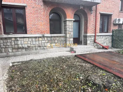 Apartament cu 2 camere, curte 100 mp, garaj si boxa, Zona Bulevardul Independentei Ploiesti. - foto 10