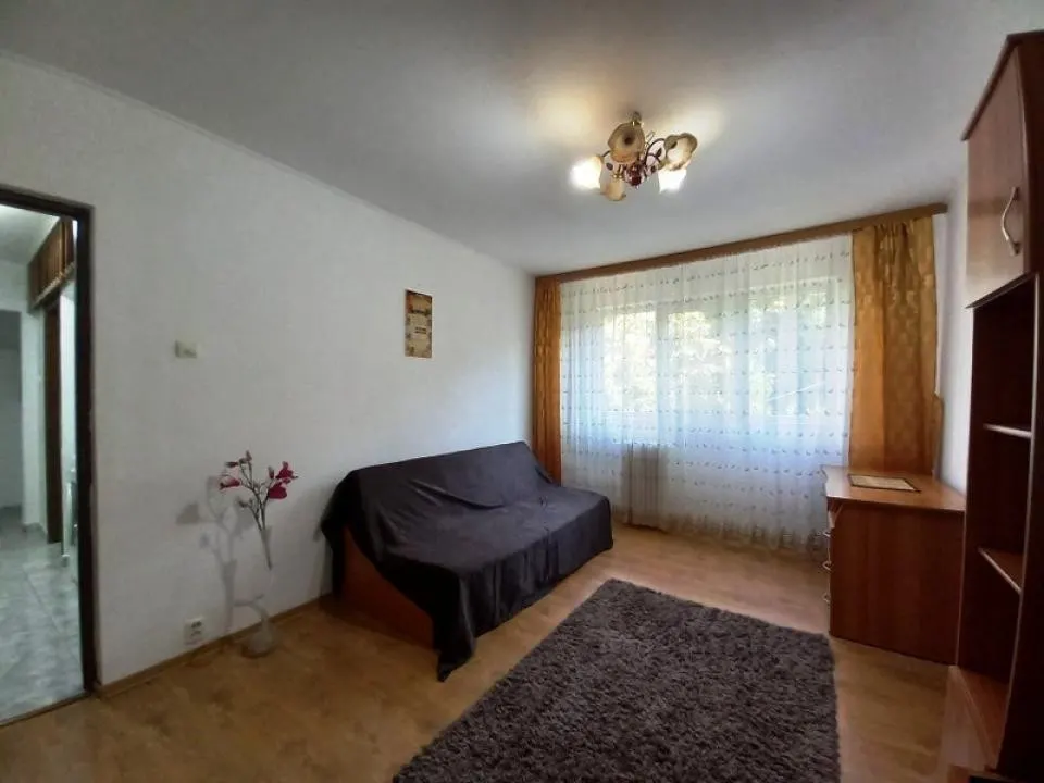 Apartament 2 camere in Ploiesti, zona Penes Curcanu( Penny ) - foto 4