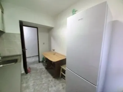 Apartament 2 camere in Ploiesti, zona Penes Curcanu( Penny ) - foto 7