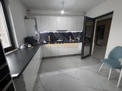 Casa 7 camere in Manesti. - foto 14