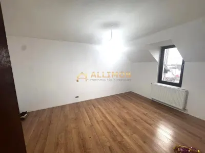 Casa 7 camere in Manesti. - foto 15