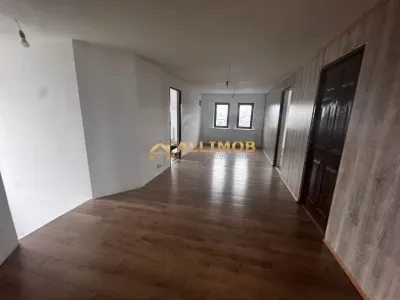 Casa 7 camere in Manesti. - foto 17