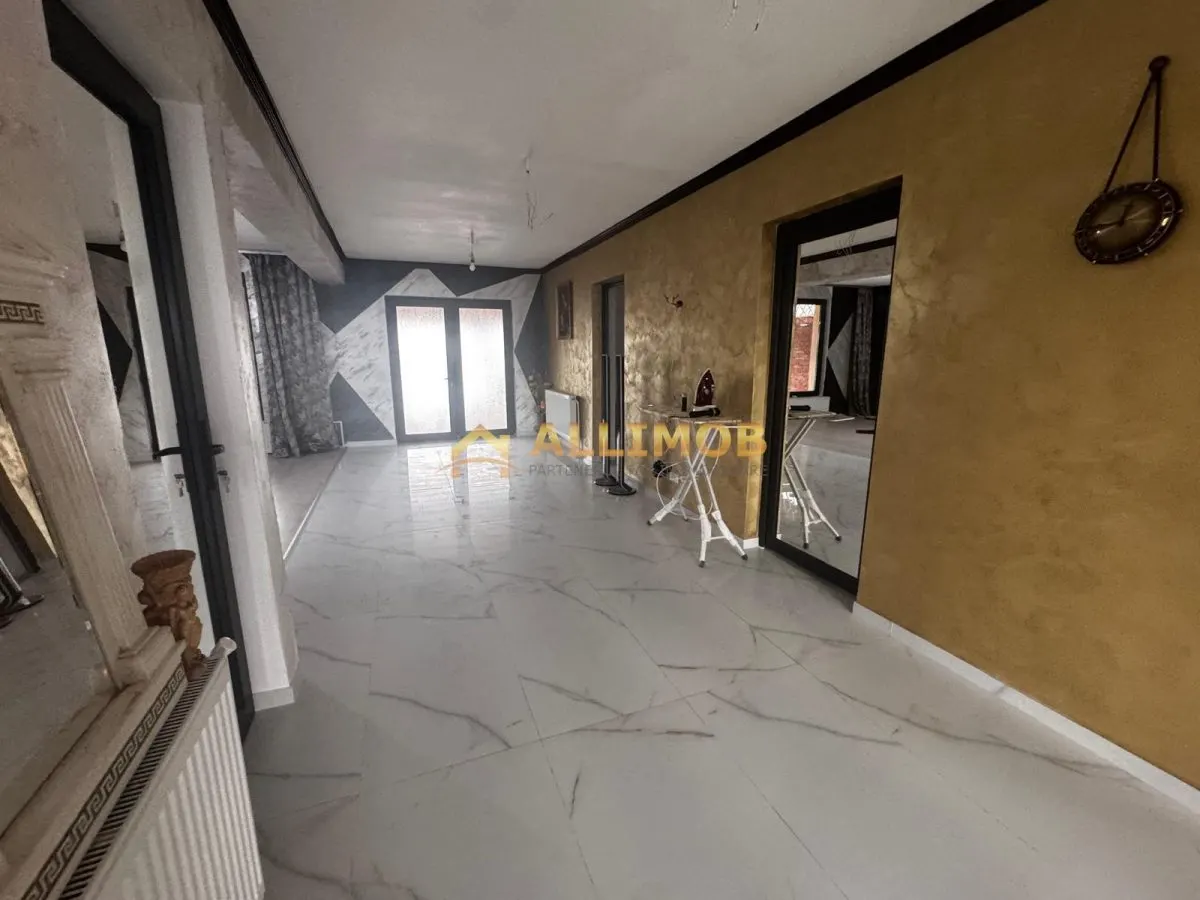 Casa 7 camere in Manesti. - foto 4