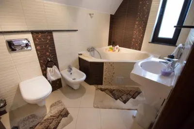 Vila 4 camere  cu piscina in Bucov. - foto 13