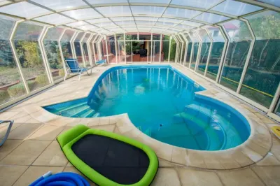 Vila 4 camere  cu piscina in Bucov. - foto 3