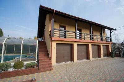 Vila 4 camere  cu piscina in Bucov. - foto 40