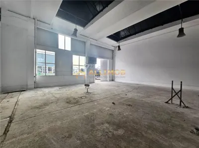 Hala de  200 mp in Ploiesti, zona Bariera Bucuresti - foto 15