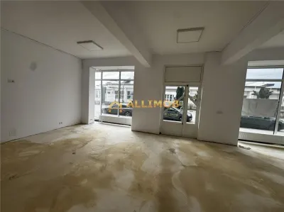 Spatiu comercial de 120 mp in Plopeni, zona cu vad . - Plopeni