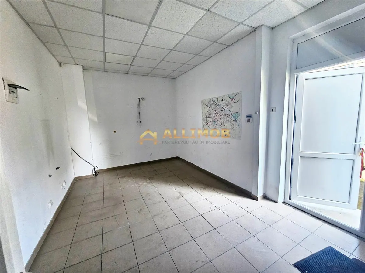 Spatiu comercial de inchiriat â€“ Ploiesti, Strada Cantacuzino | Vitrina 10 ml | Trafic intens | Ideal business premium - foto 5