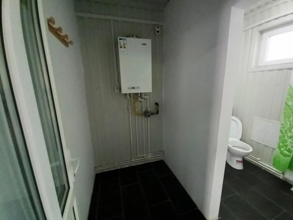Hala  in Ploiesti, zona Sud. - foto 10