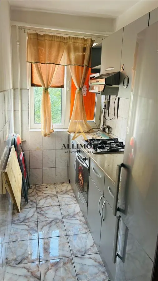Apartament 2 camere in Ploiesti, zona Baraolt - foto 6