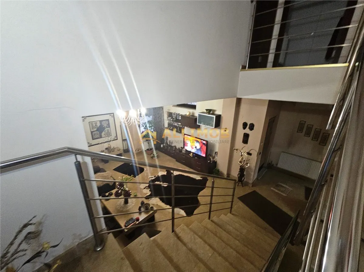 Vilă reprezentativă â€“ ideală pentru clinică, birouri sau grădiniță | Zona Albert - foto 11