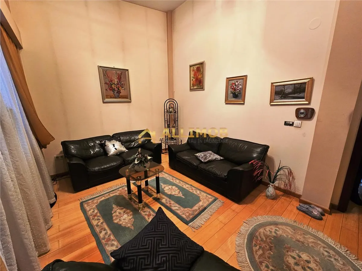 Vilă reprezentativă â€“ ideală pentru clinică, birouri sau grădiniță | Zona Albert - foto 17