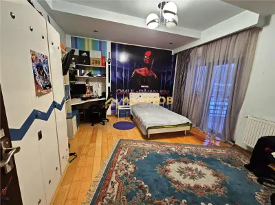 Vilă reprezentativă â€“ ideală pentru clinică, birouri sau grădiniță | Zona Albert - foto 23