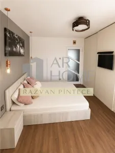 Apartament 3 camere, renovat, ultracentral, Ploiesti - foto 9