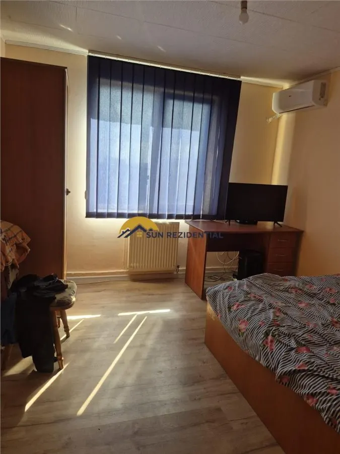 Oferta de neratat! 3 camere cu centrala proprie -bloc 1985 - foto 4