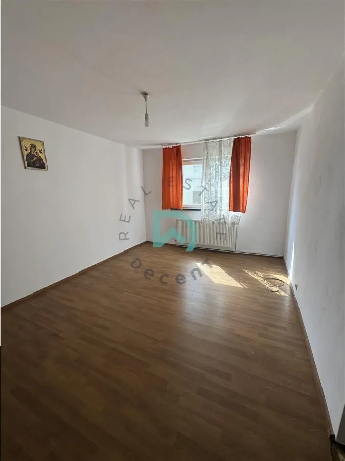 Garsoniera de vanzare Bartolomeu,  Brasov - foto 1