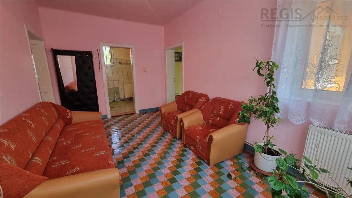 Casa de 4 camere zona Stupini - foto 7