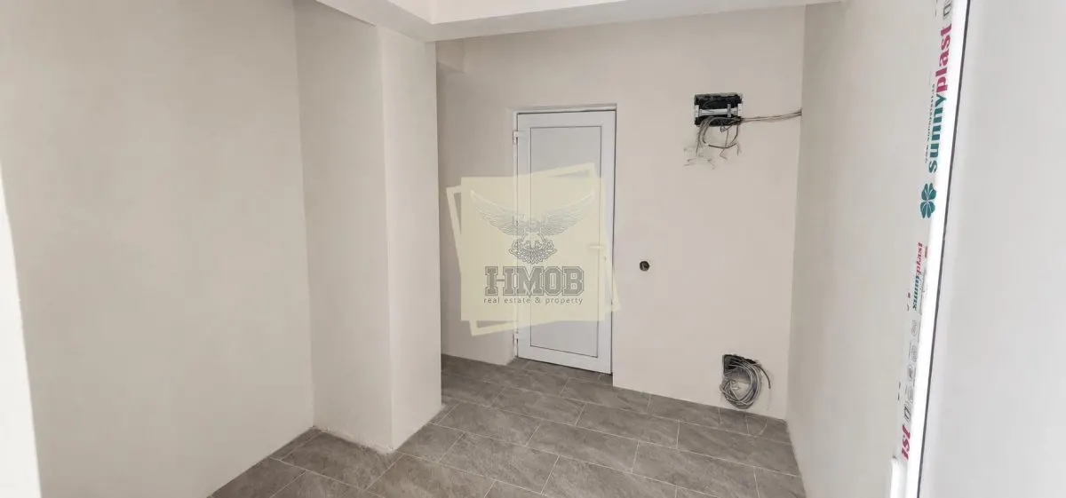 Spatiu comercial | 79 mp | Vitrina generoasa | 2 locuri de parcare | Turnisor - foto 3